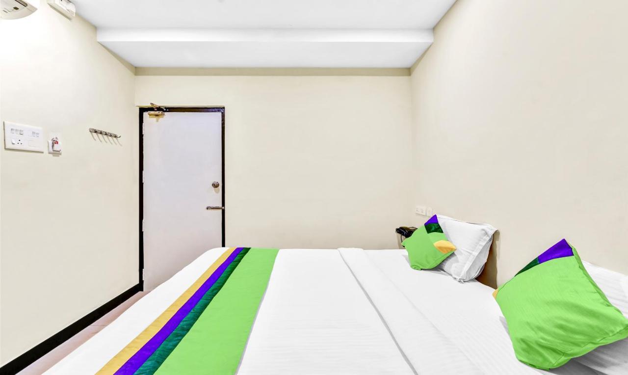 Treebo B Coral, 2 Km From Promenade Beach Hotel Pondicherry Exterior photo