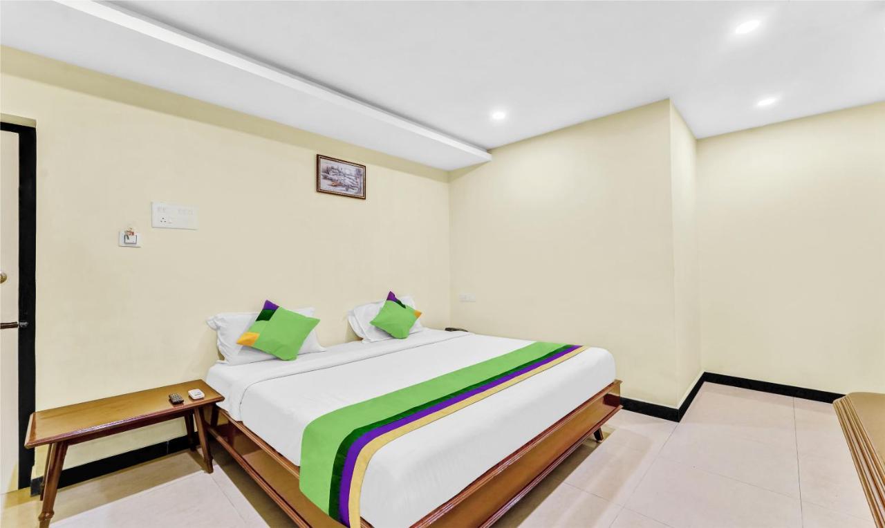 Treebo B Coral, 2 Km From Promenade Beach Hotel Pondicherry Exterior photo